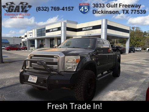 Used 2015 Ford F250 Platinum w/ FX4 Off-Road Package image 2
