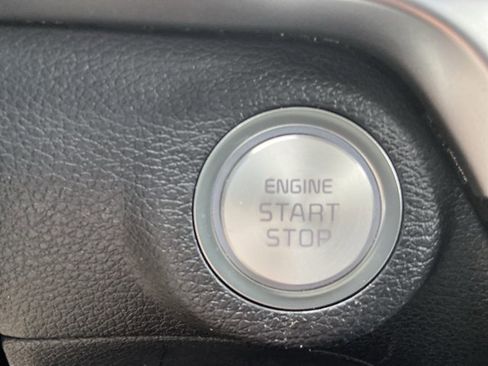 Used 2025 Kia Telluride S FWD image 43