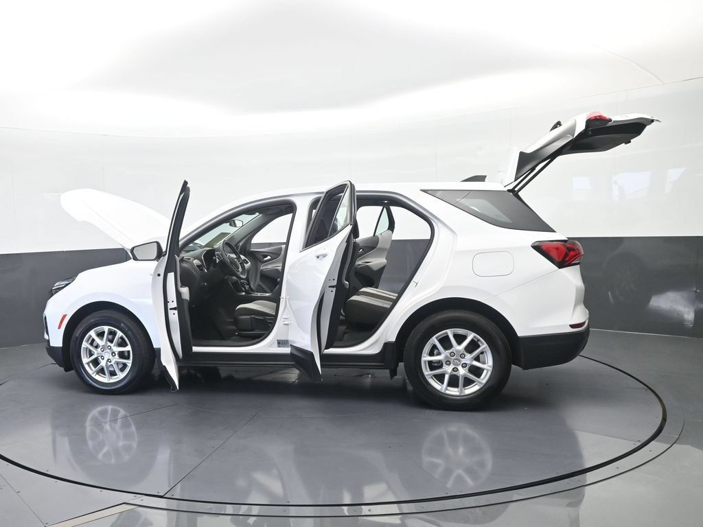 Used 2024 Chevrolet Equinox LS w/ Driver Confidence II Package FWD image 67