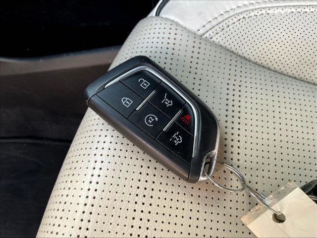Used 2022 Cadillac Escalade ESV Sport RWD image 38