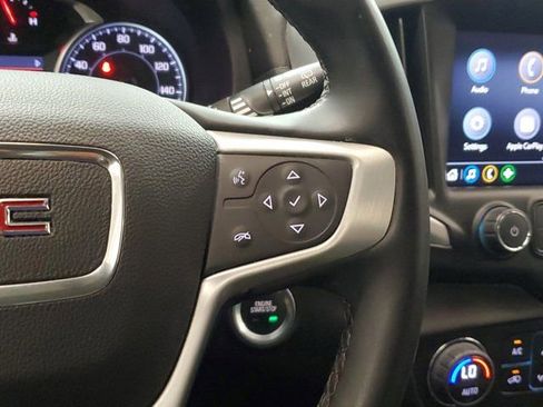 Used 2023 GMC Terrain SLT FWD image 24