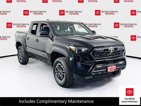 Certified 2025 Toyota Tacoma TRD Sport w/ TRD Sport Upgrade Package AWD/4WD image 3