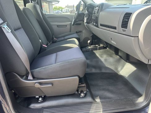 Used 2011 Chevrolet Silverado 1500 W/T w/ LS Package AWD/4WD image 26