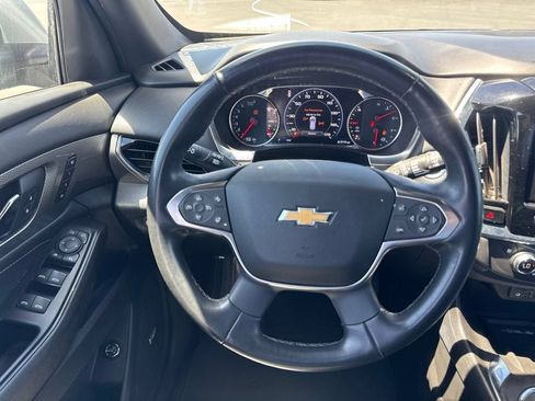 Used 2023 Chevrolet Traverse Premier AWD/4WD image 19