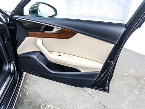 Used 2023 Audi A4 2.0T Premium w/ Convenience Package image 24