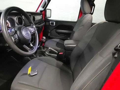 Used 2020 Jeep Gladiator Sport AWD/4WD image 5
