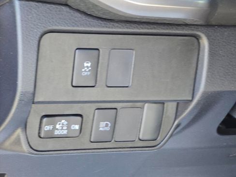 Used 2023 Toyota Tacoma SR5 image 8