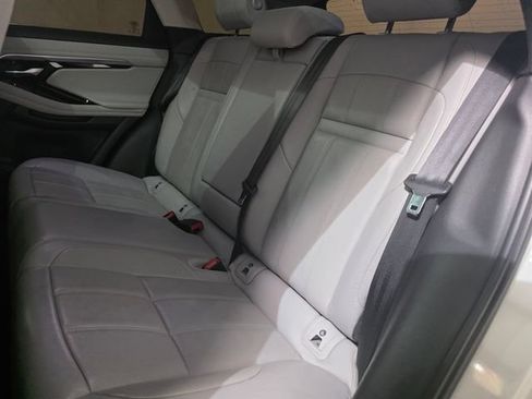 Used 2020 Land Rover Range Rover Evoque SE AWD/4WD image 32