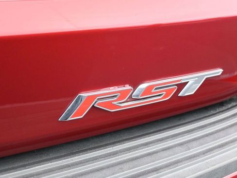 Used 2022 Chevrolet Tahoe RST w/ Sport Performance Package RWD image 45