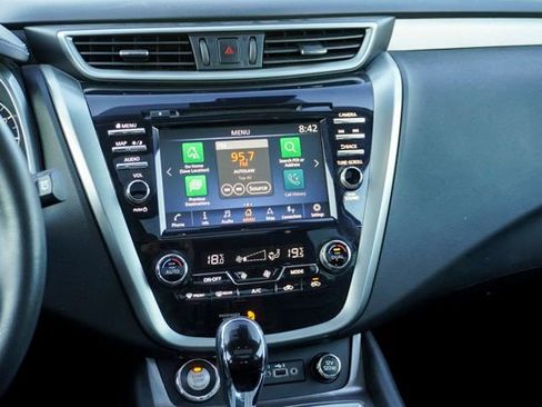 Used 2024 Nissan Murano SV image 11