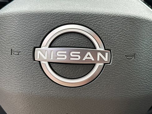 New 2026 Nissan Pathfinder Platinum FWD image 25