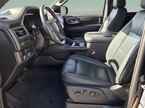 Used 2022 Chevrolet Tahoe RST RWD image 9