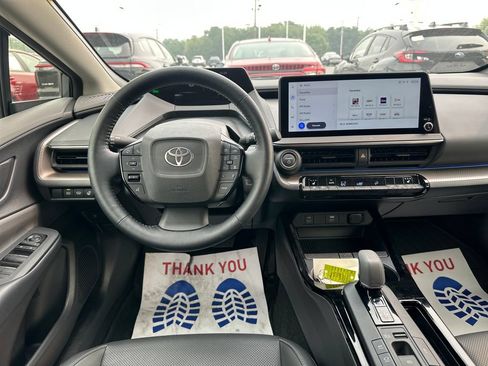 Used 2024 Toyota Prius XLE FWD image 13