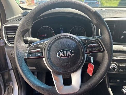 Used 2020 Kia Sportage LX FWD image 16