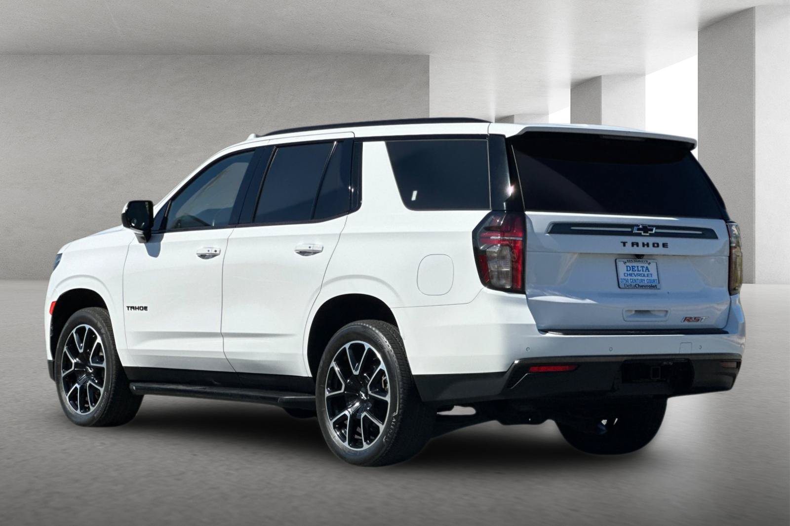 Used 2022 Chevrolet Tahoe RST RWD image 6