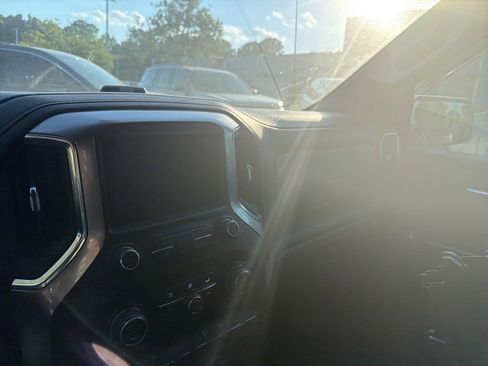 Used 2019 Chevrolet Silverado 1500 LT w/ All-Star Edition AWD/4WD image 9