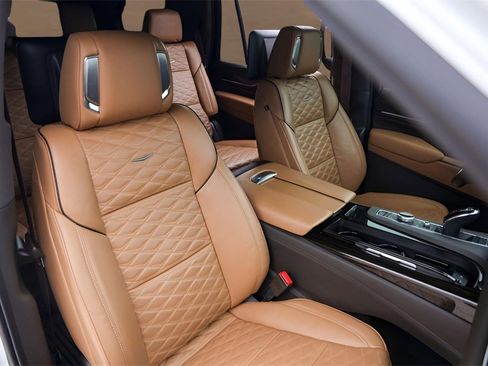 Certified 2021 Cadillac Escalade Sport w/ Driver Assist Tech Package image 34