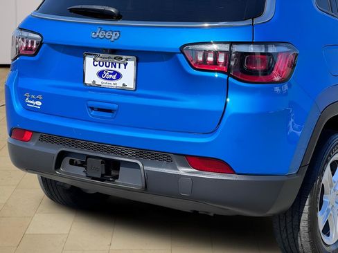 Used 2024 Jeep Compass Sport AWD/4WD image 37