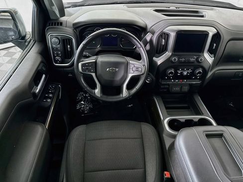 Used 2021 Chevrolet Silverado 1500 LT Trail Boss w/ Bed Protection Package AWD/4WD image 3