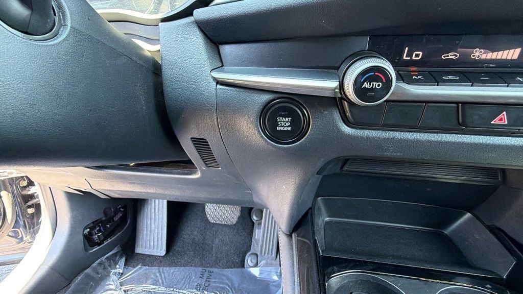 Used 2024 MAZDA CX-30 AWD 2.5 S w/ Select Sport Pkg image 17