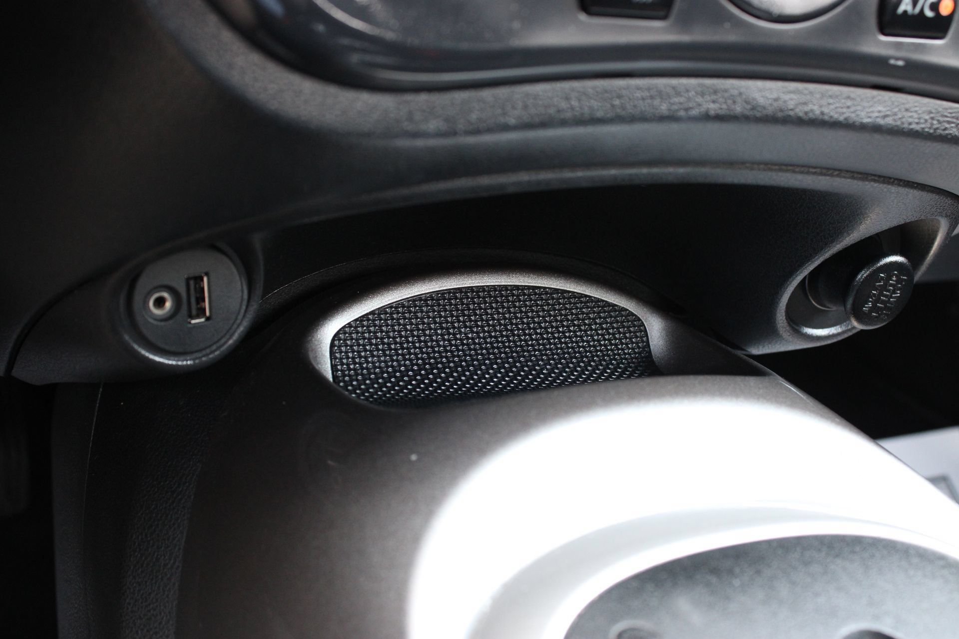 Used 2015 Nissan Juke S AWD/4WD image 37