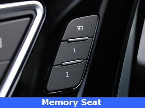 New 2025 Audi Q4 e-tron Premium Plus image 4