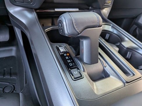 New 2025 Ford F150 Lariat w/ Equipment Group 502A High image 38