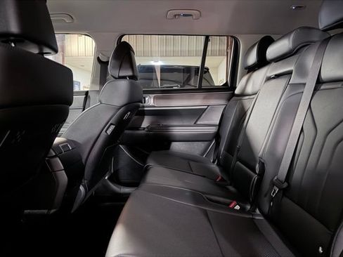 Used 2026 Hyundai Santa Fe SEL FWD image 11