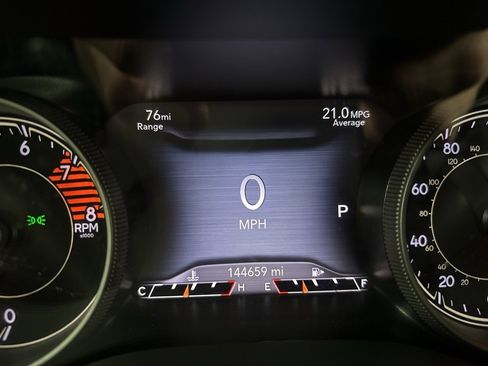 Used 2020 Jeep Cherokee Trailhawk w/ Comfort/Convenience Group image 15