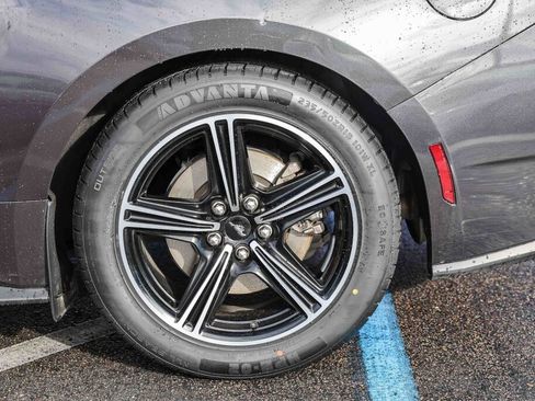 Used 2024 Ford Mustang Convertible image 26