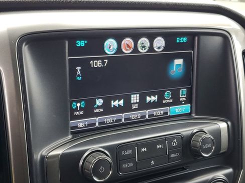 Used 2018 Chevrolet Silverado 1500 LT w/ LT Convenience Package image 19