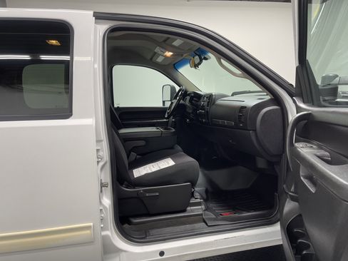 Used 2012 Chevrolet Silverado 2500 LT w/ Convenience Package AWD/4WD image 25