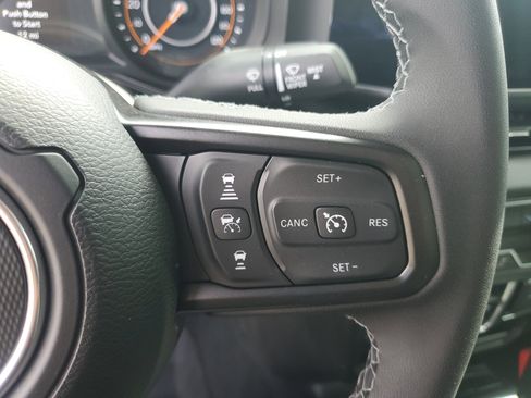 New 2026 Jeep Gladiator Sport AWD/4WD image 14