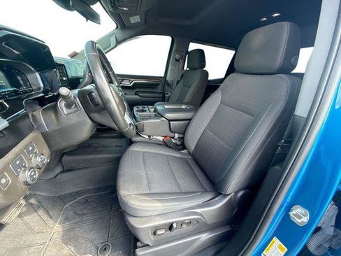 Used 2024 Chevrolet Silverado 1500 RST AWD/4WD image 13