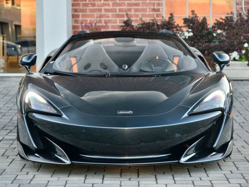 Used 2020 McLaren 600LT Spider RWD image 2