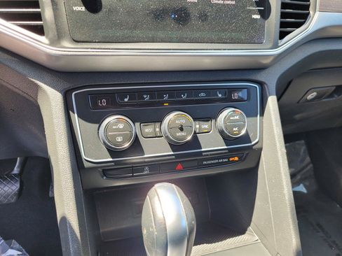 Used 2018 Volkswagen Atlas SE FWD image 26