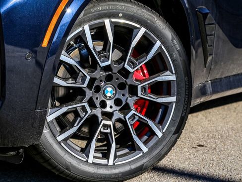 New 2026 BMW X5 xDrive50e w/ Executive Package image 8