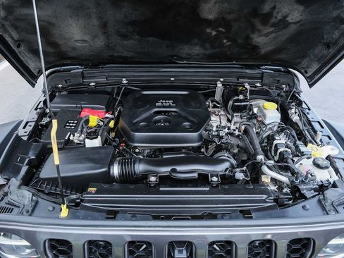 Used 2021 Jeep Wrangler Unlimited Rubicon AWD/4WD image 54