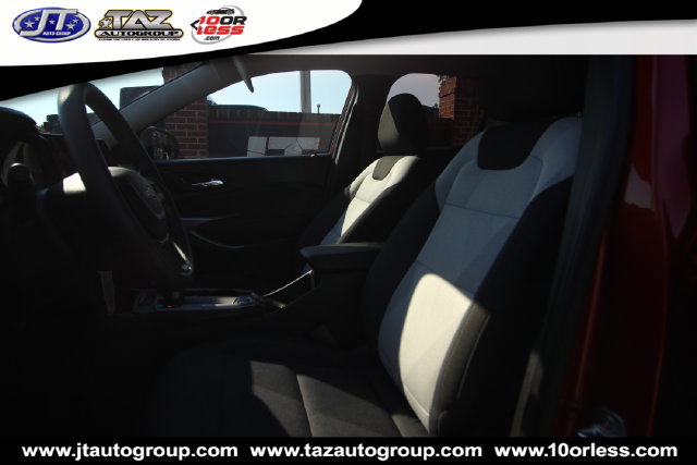 Used 2024 Chevrolet Trax LS FWD image 10