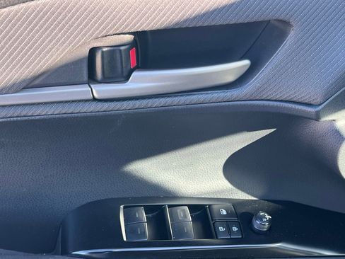 Used 2025 Toyota Camry SE image 23