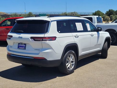 Used 2023 Jeep Grand Cherokee L Laredo AWD/4WD image 5