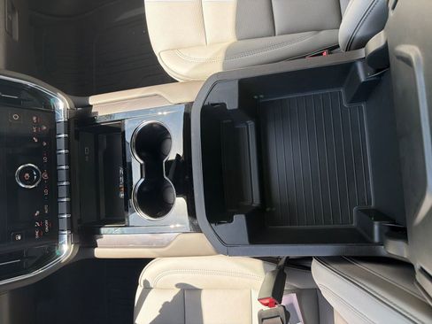 New 2026 GMC Yukon XL Elevation AWD/4WD image 28