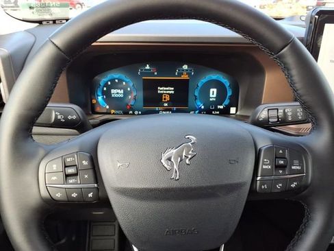 New 2025 Ford Bronco Sport Outer Banks w/ Outer Banks Tech Package+ AWD/4WD image 25