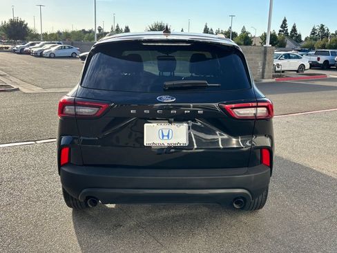 Used 2025 Ford Escape ST-Line FWD image 6