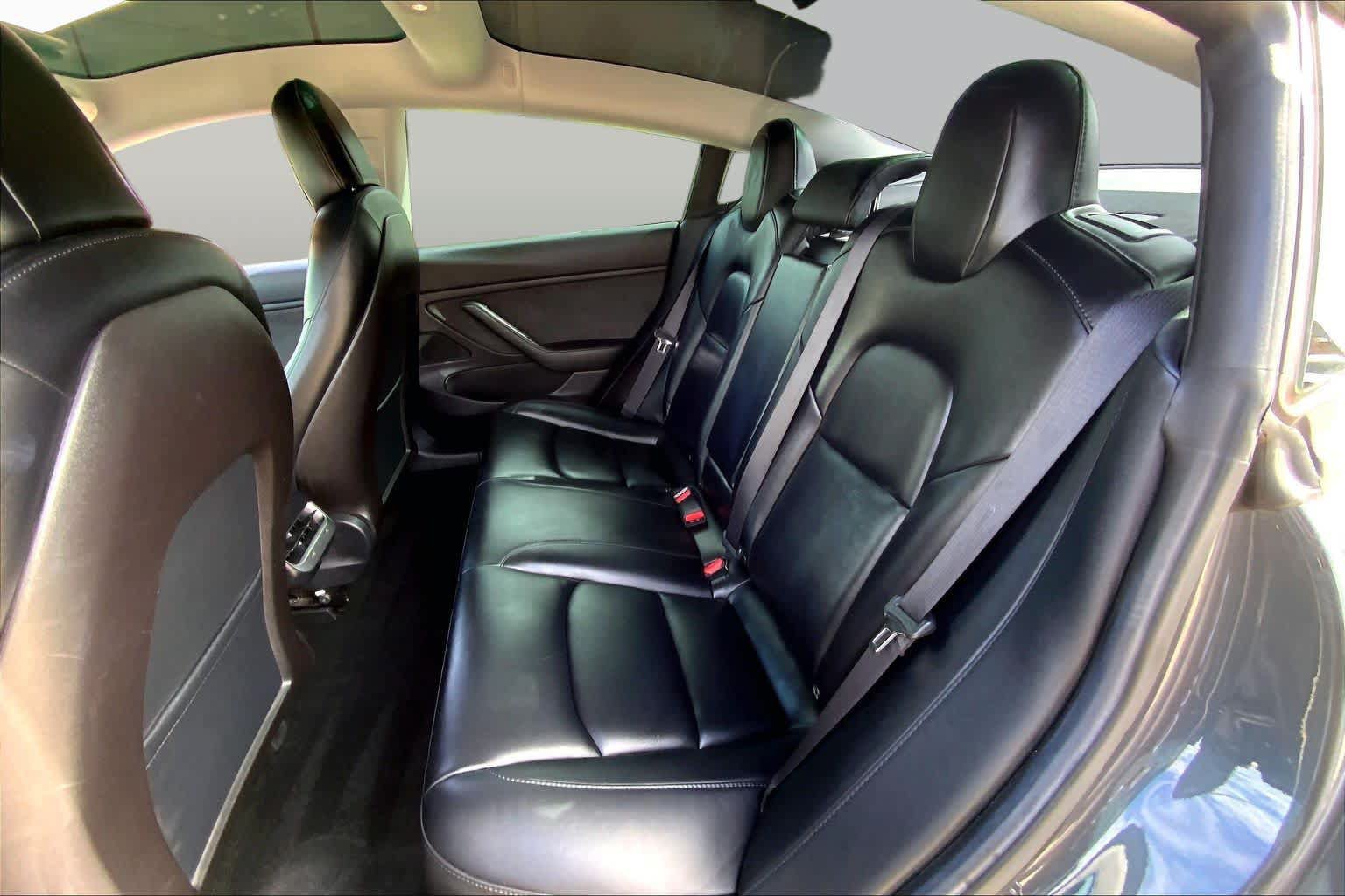 Used 2019 Tesla Model 3 Standard Range Plus RWD image 18