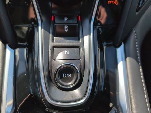 Used 2025 Acura RDX SH-AWD w/ Technology Package image 28
