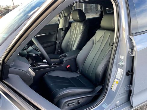 New 2026 Acura Integra FWD image 33