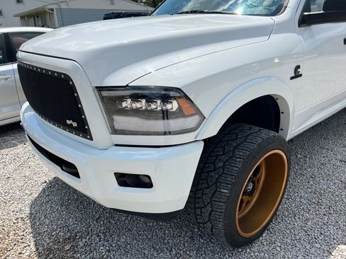 Used 2017 RAM 2500 SLT image 3