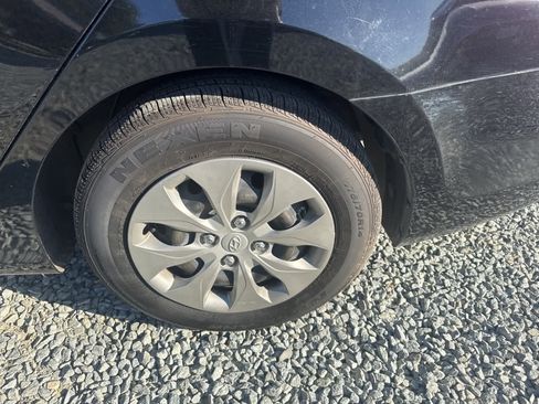 Used 2017 Hyundai Accent SE image 13