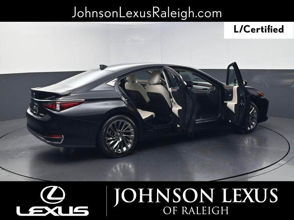 Certified 2024 Lexus ES 300h Ultra Luxury w/ Accessory Package (Z2) FWD image 31